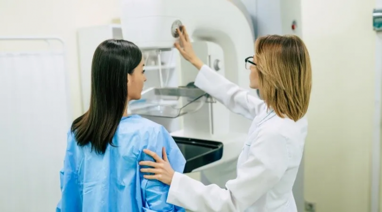 Cáncer de mama: mitos sobre las mamografías