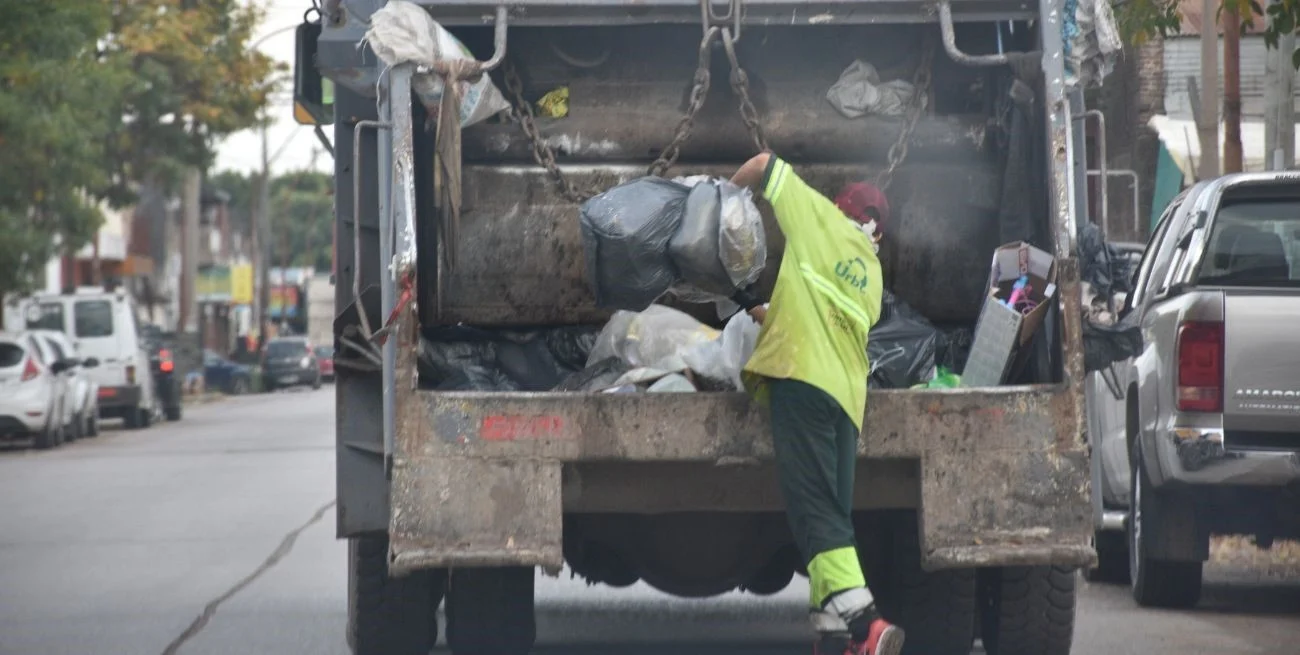 No hay recolección de residuos ni barrido en la ciudad
