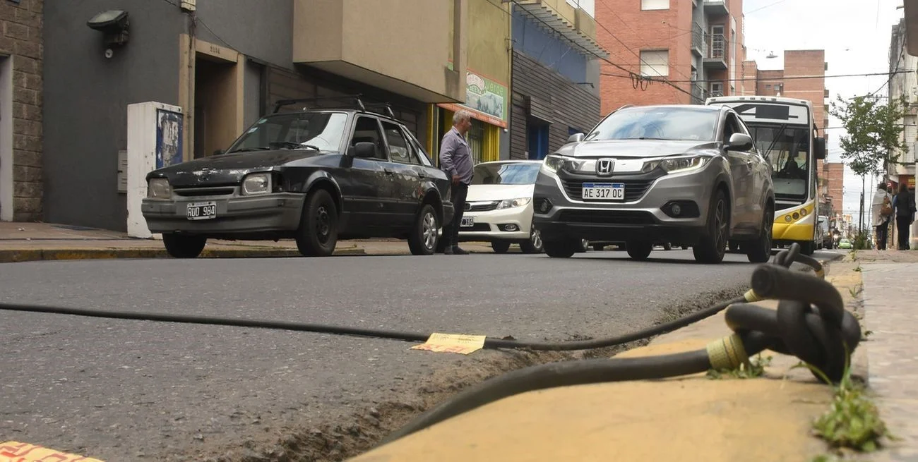 Estudian el flujo vehicular en el microcentro 