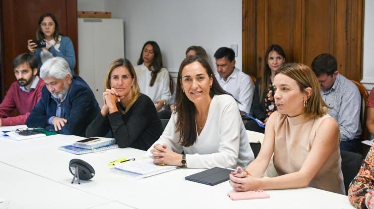 La ministra de Ambiente mantuvo un encuentro con diputados provinciales
