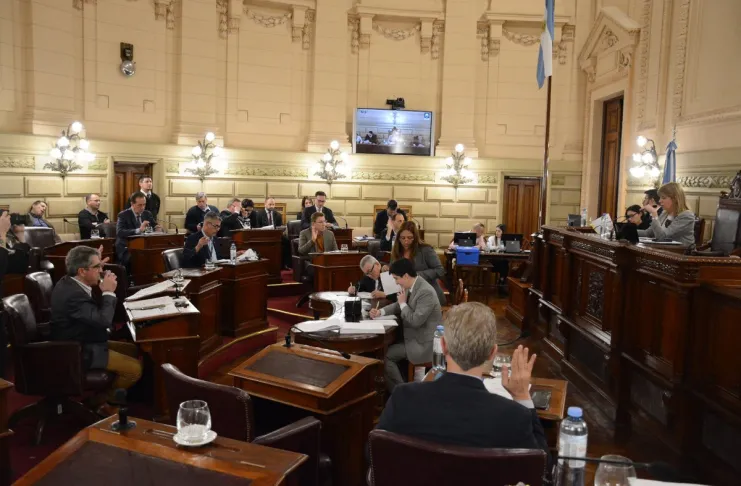 Media sanción del Senado al Presupuesto 2023