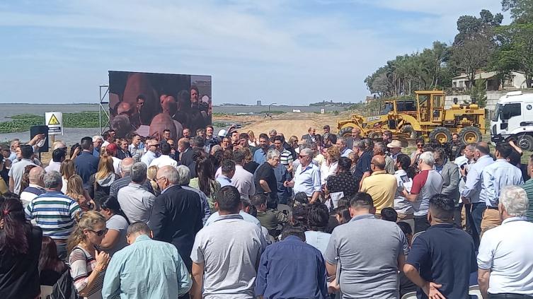 Comenzaron las tareas de perforación en la laguna Setúbal 