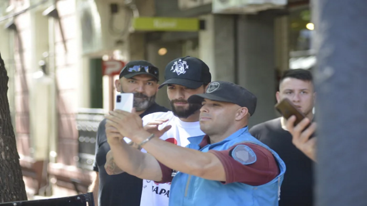 Furor por la llegada de Maluma a la Argentina