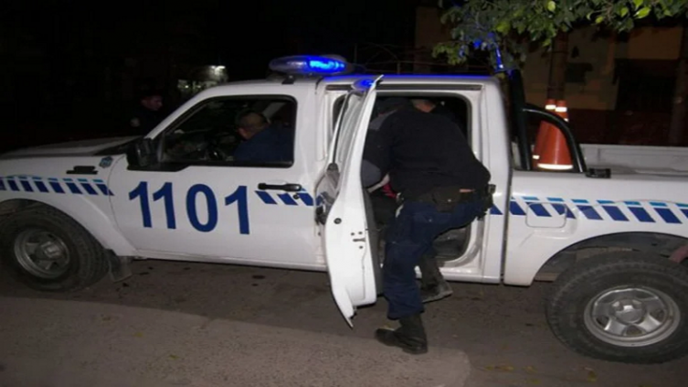 Un hombre mató a sus dos hijos y luego se ahorcó