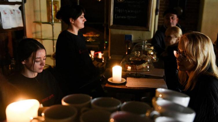 Ucrania denunció que nuevos ataques rusos dejaron más de 100 ciudades sin luz