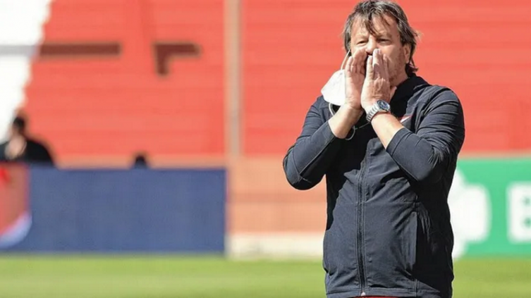 Vignatti insiste en sumar a Zielinski a Colón