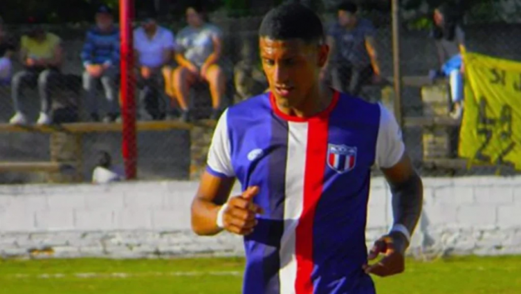 Regional: un futbolista fue agredido y está en terapia intensiva