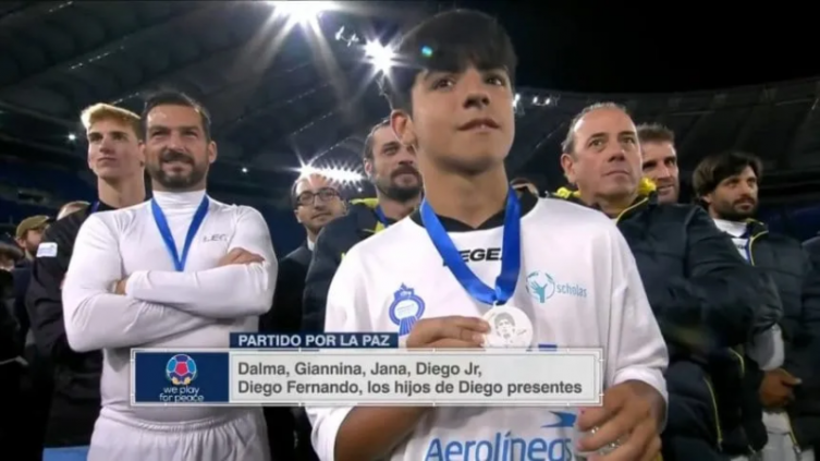 Partido por la Paz: Benjamín Agüero y la medalla de Diego Maradona