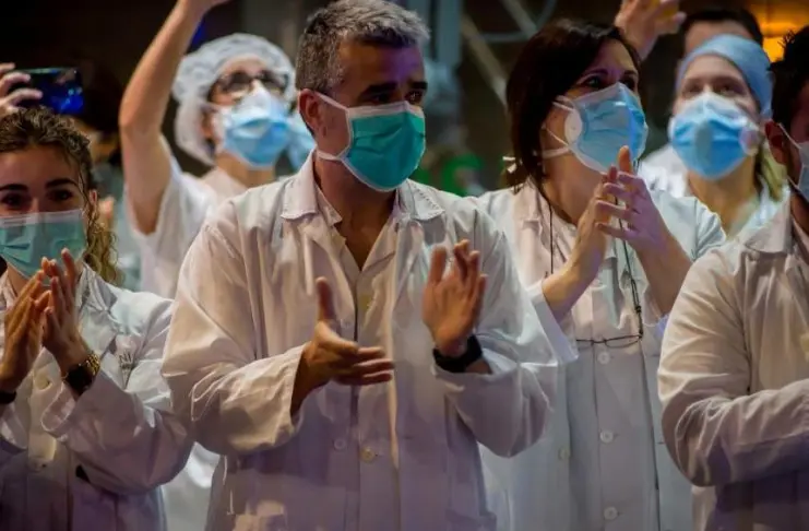 Paro de médicos y movilización 