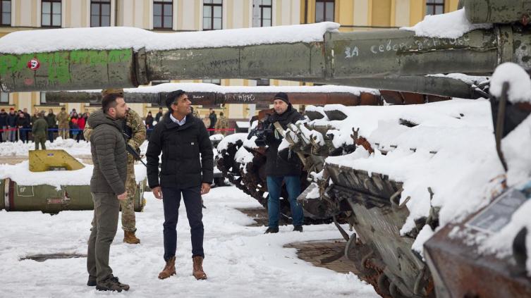Visita sorpresa del primer ministro británico a Kiev