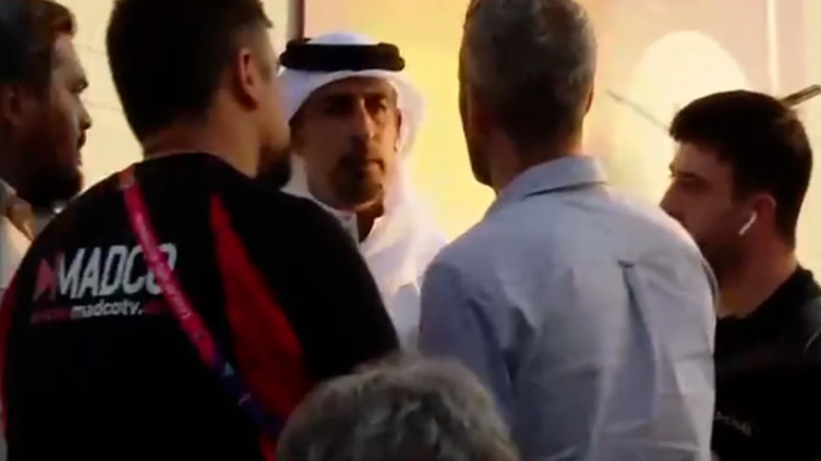 El Pollo Álvarez interrumpió por la policía en vivo desde Qatar