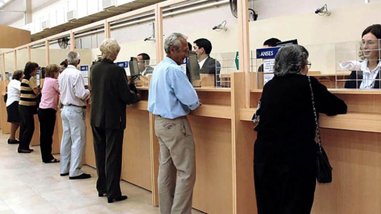 Bono de $10.000 a más de un millón de jubilados de PAMI