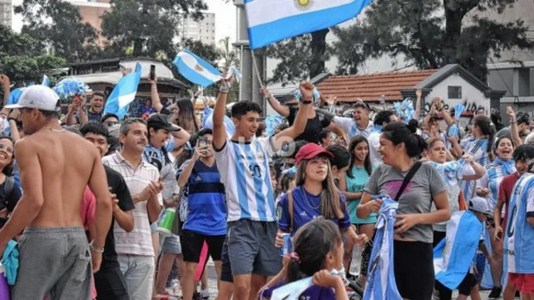Mundial de Qatar 2022: sábado a puro fan fest 