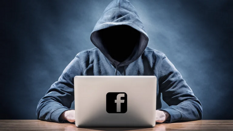 Usuarios sufren robo masivo de datos en Facebook