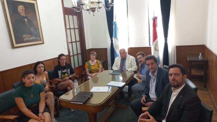Gutiérrez recibió a vecinos de Casilda