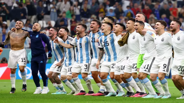 Elegimos creer: más casualidades entre esta final y la de la Argentina campeón mundial