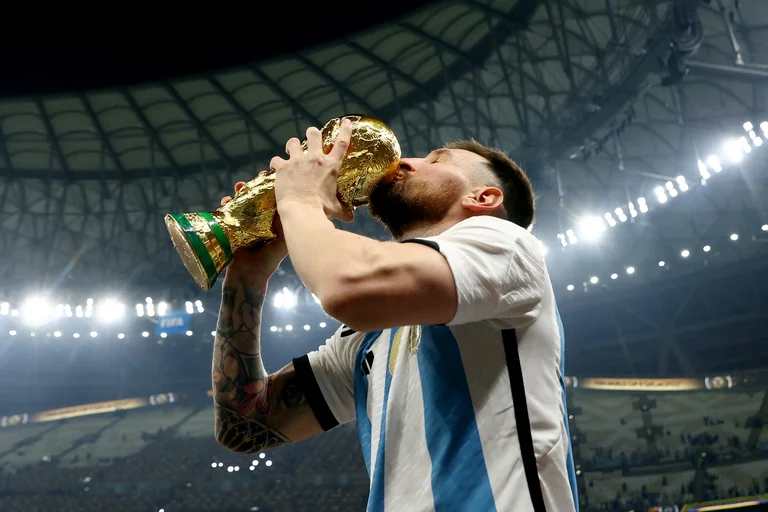 Messi anunció que seguirá jugando en la selección argentina después de ganar el Mundial