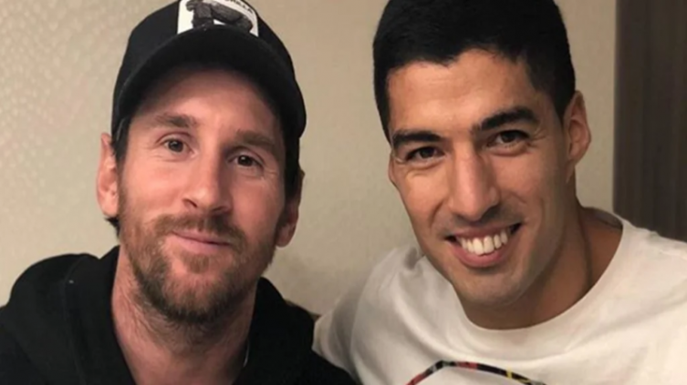 Luis Suárez llegó a Rosario y pasará la Navidad con Messi