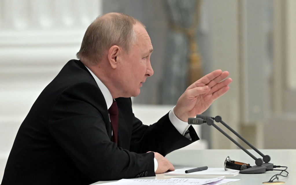 Putin asegura que Rusia dialogará si Ucrania reconoce 