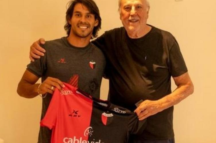 Colón presentó a Jorge Benítez: 