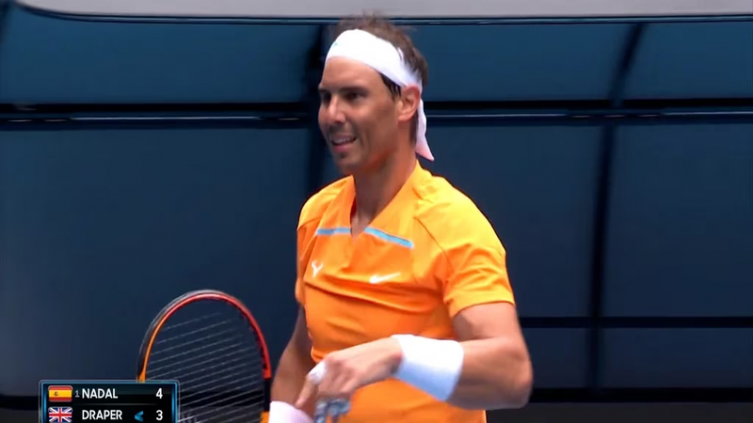 El incidente que sufrió Rafa Nadal con su raqueta en el Abierto de Australia