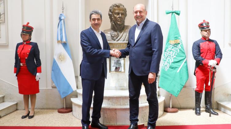 Perotti presentó el potencial de la provincia al Fondo Saudí para el Desarrollo