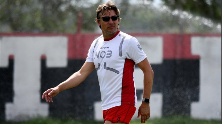Rolón quiere jugar en Newell's y la gestión por Costa se complicó
