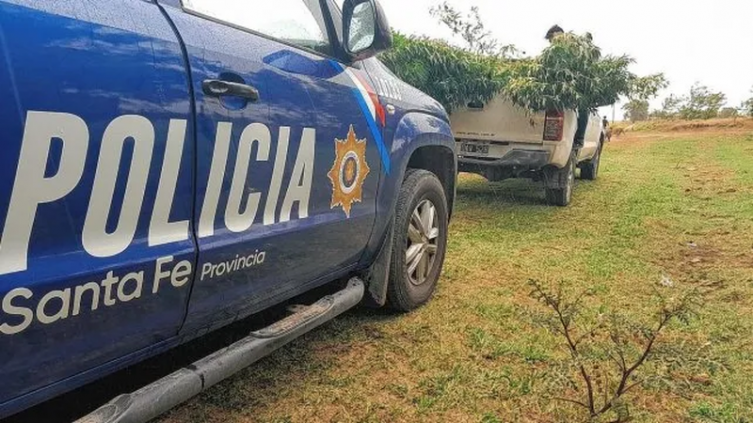 Lo detenían por amenazas y encontraron 21 plantas de marihuana 