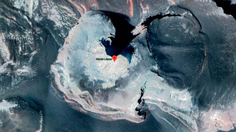 Volcán Láscar: Chile aumenta alerta por mayor actividad sísmica