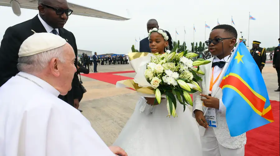 El papa Francisco deja Congo rumbo a Sudán del Sur