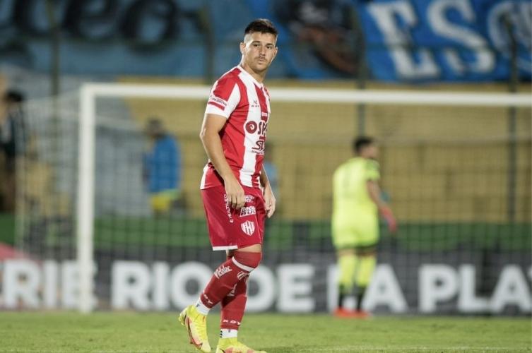 O'Neil finalmente no jugará en Unión y volverá a Uruguay
