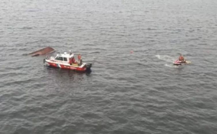 Ascienden a seis los muertos por el hundimiento de un barco en Río de Janeiro