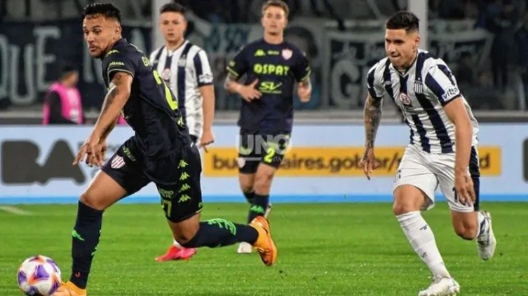 Gallegos busca progresar en Chile