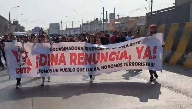 Perú: Boluarte enfrenta un nuevo paro nacional que llega a Lima