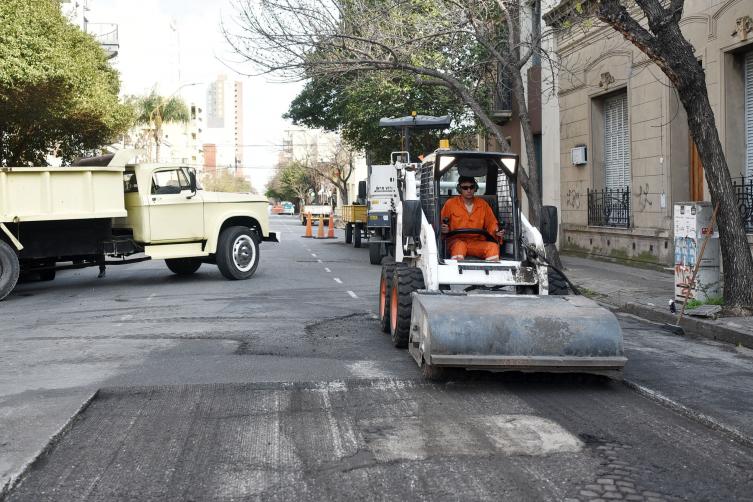 Trabajos de fumigación y bacheo para este jueves