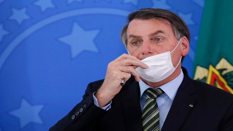 Jair Bolsonaro se habría vacunado contra la Covid