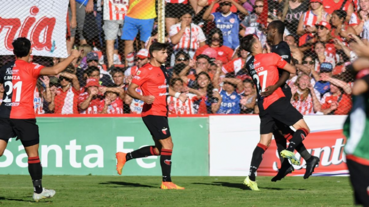 Unión y Colón empataron 1-1 en un clásico santafesino muy picante