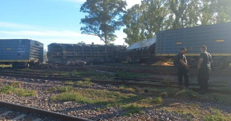 Descarriló un tren cargado de cereal en Timbúes