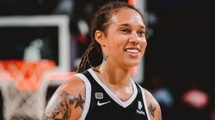 Brittney Griner firmó un nuevo contrato con Phoenix Mercury 