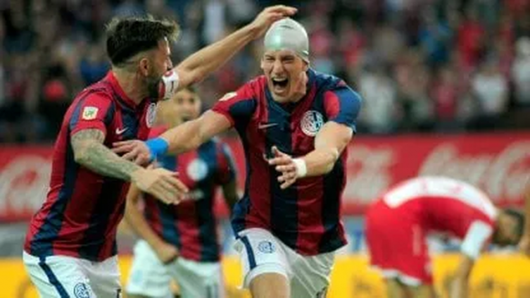 Unión nunca encontró en el partido, perdió 1 a 0 ante San Lorenzo