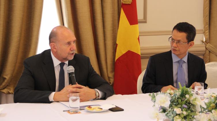 Perotti se reunió con el embajador de la República Socialista de Vietnam