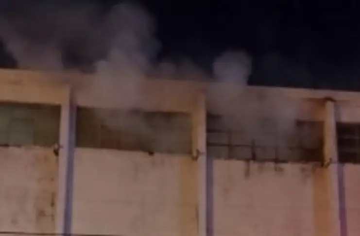 Se incendió una planta de Celulosa Moldeada en el puerto
