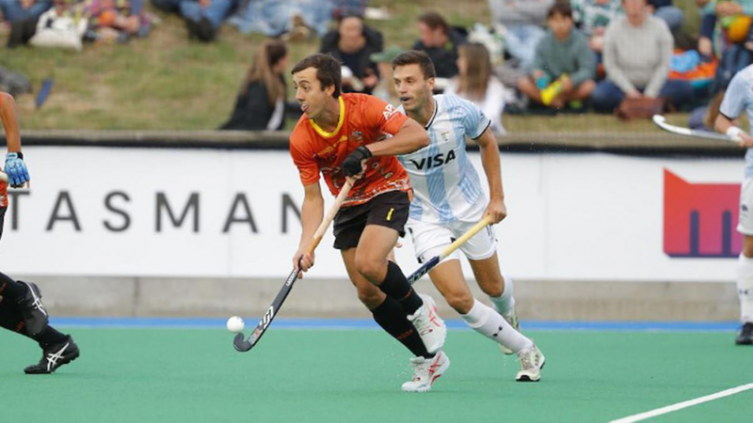 Los Leones ganaron por penales y las Leonas cayeron ante Australia