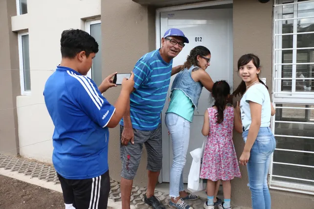 Construirán cerca de 3 mil viviendas en Rosario
