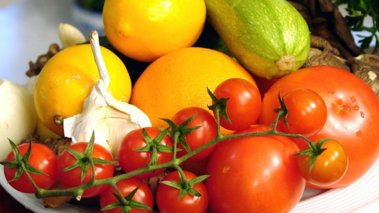 Las frutas con más contenido de agua para combatir el calor