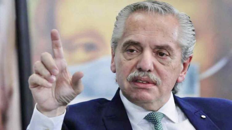 Alberto Fernández tiene una hernia de disco lumbar y deberá hacer reposo en Olivos