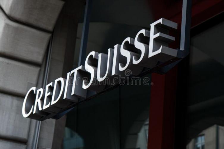 Subieron acciones de Credit Suisse tras rescate del Banco Central