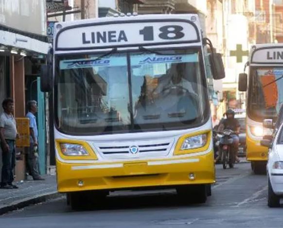 Por la inseguridad, la Línea 18 deja de ingresar a la noche a Santa Rosa de Lima 