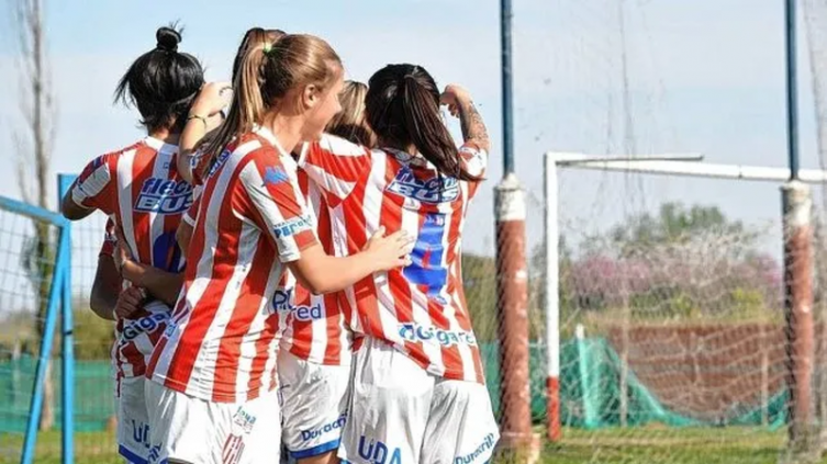 Fútbol femenino: Unión con fixture confirmado en Primera C