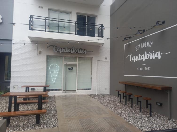 Robaron por segunda vez una heladeria en 9 de Julio al 3.400